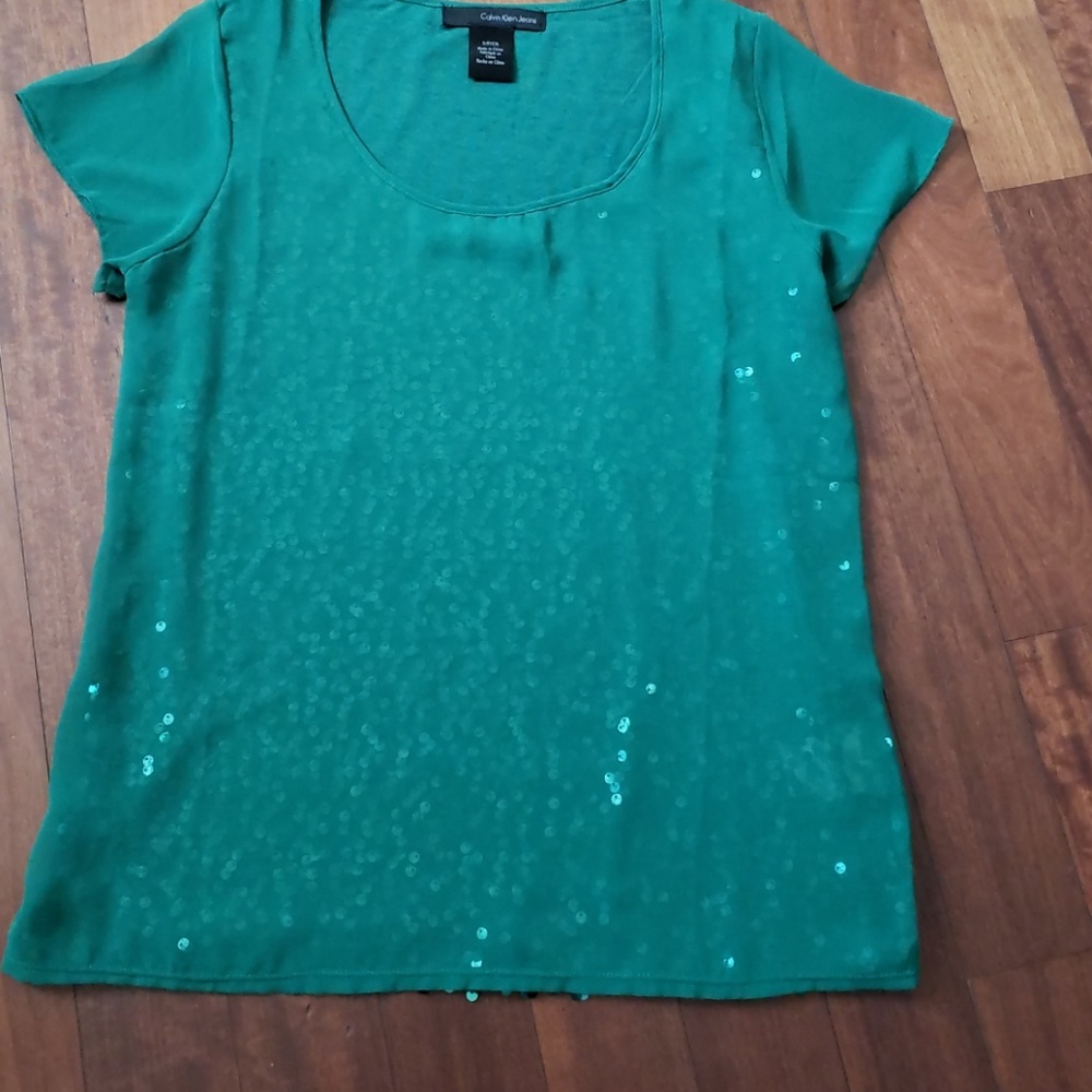 Dressy fun top